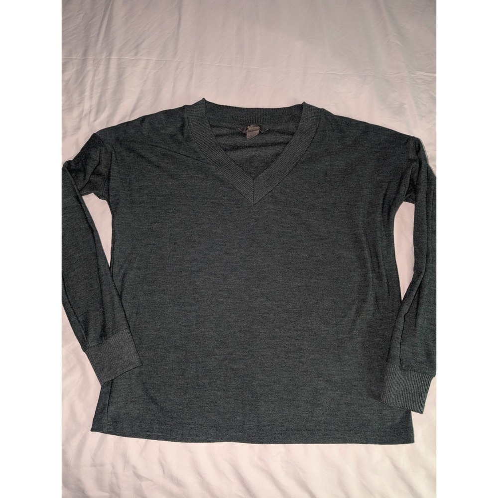 Naturals Collection Women's Small Green Long Sleeve V-Neck Pullover Sweater